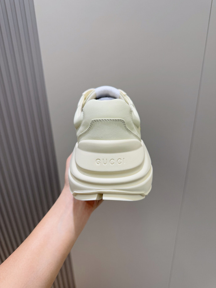 G*u*i sneaker