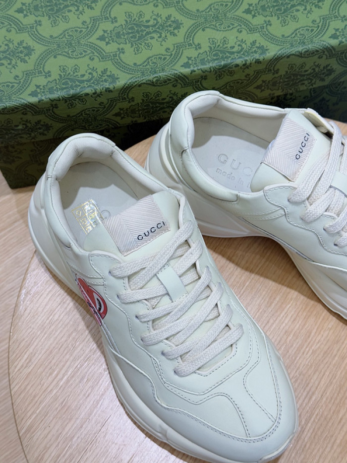 G*u*i sneaker