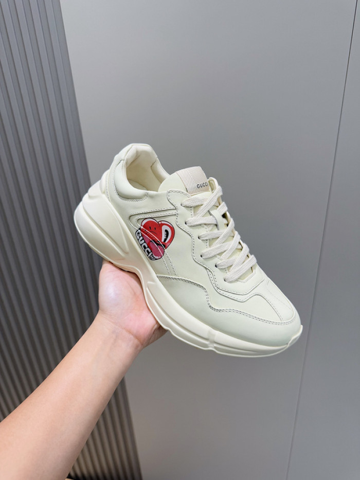 G*u*i sneaker