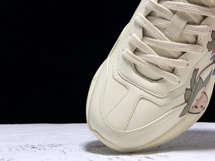 G*u*i sneaker