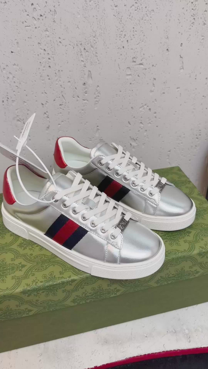 G*u*i sneaker