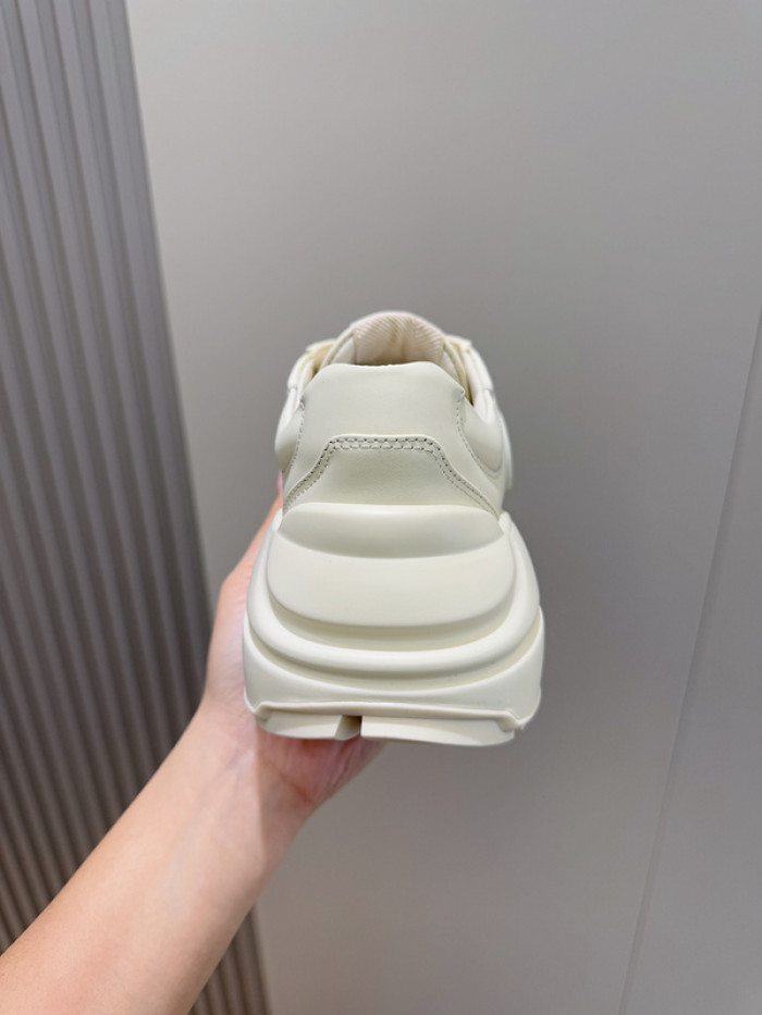 G*u*i sneaker