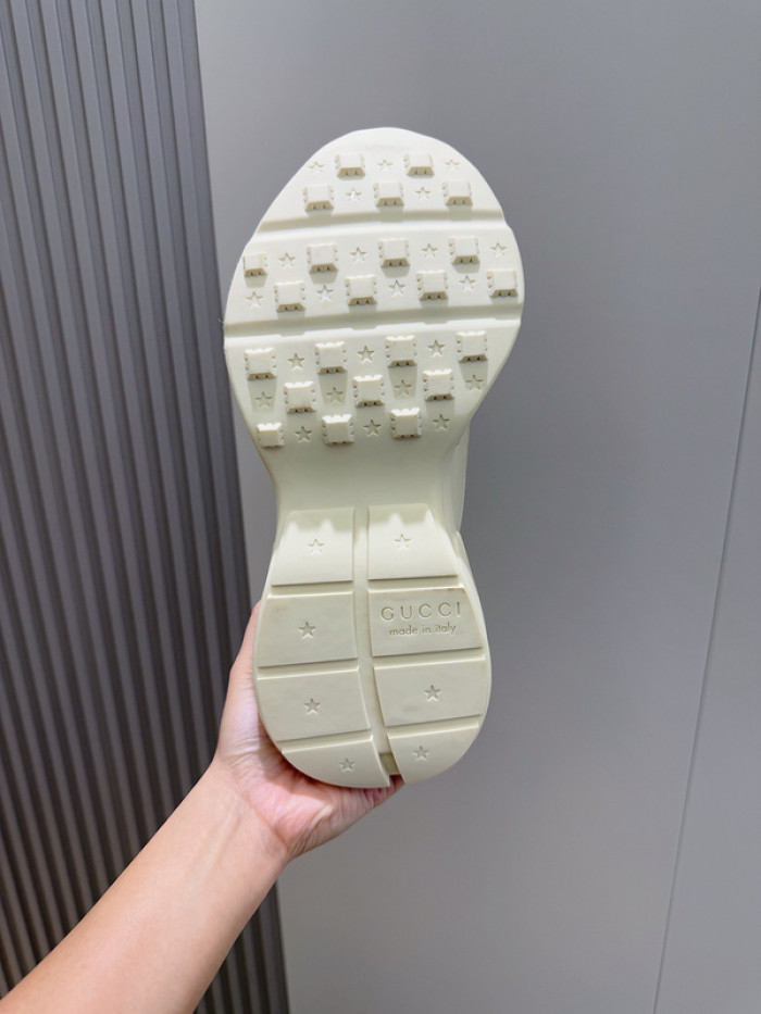 G*u*i sneaker