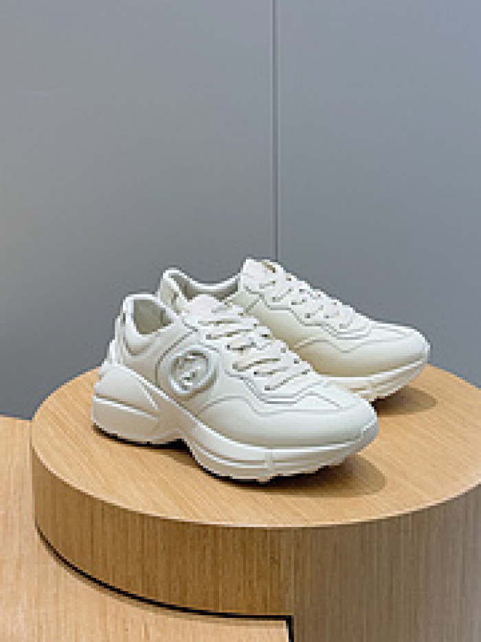 G*u*i sneaker