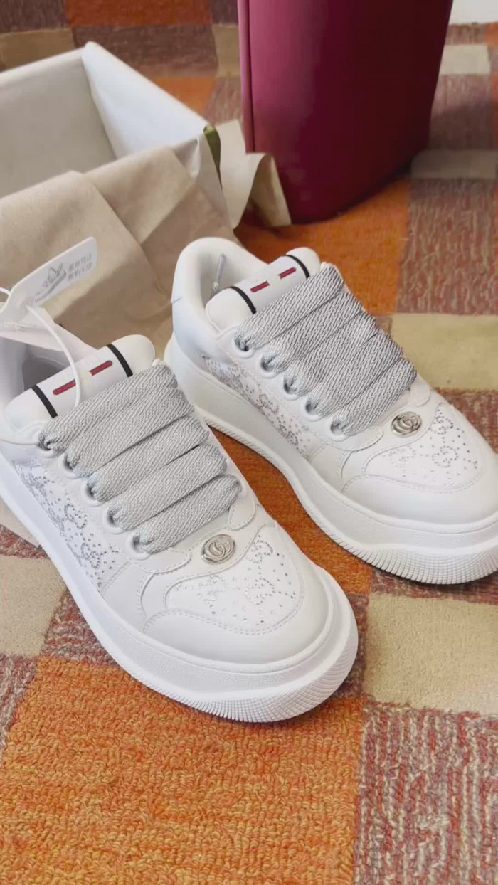 G*u*i sneaker