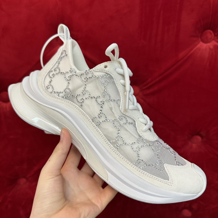 G*u*i sneaker