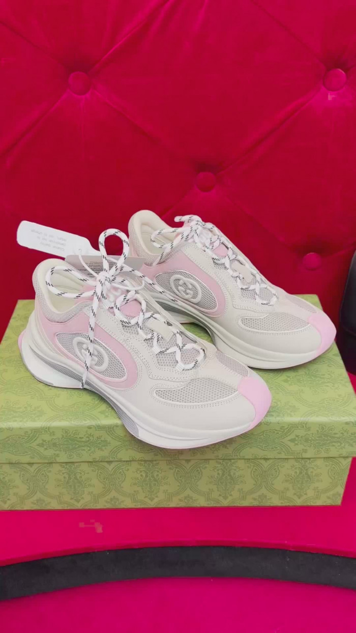 G*u*i sneaker