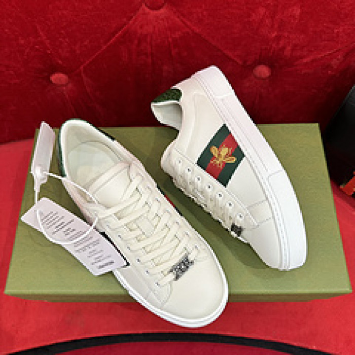 G*u*i sneaker
