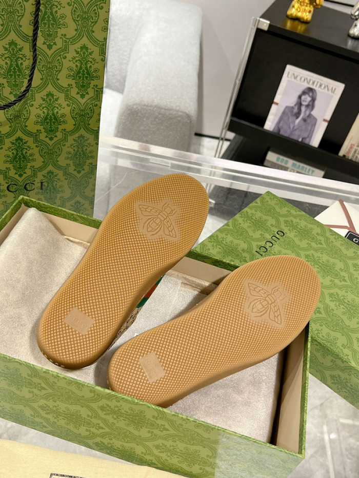 G*u*i sneaker