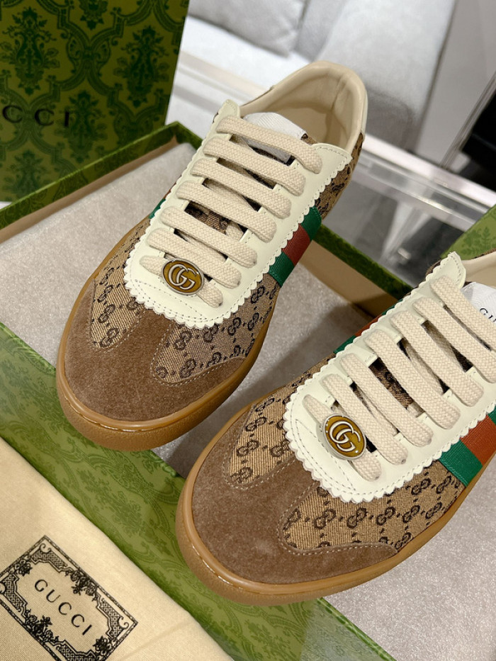 G*u*i sneaker