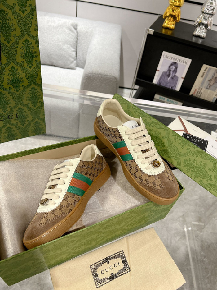G*u*i sneaker