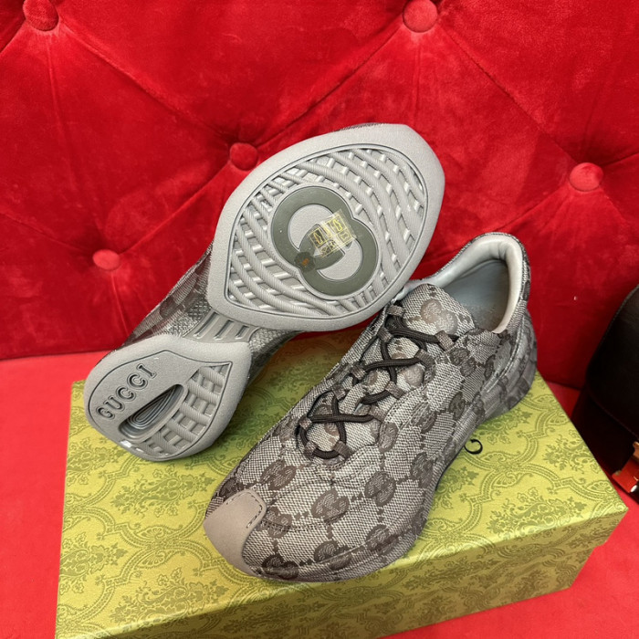 G*u*i sneaker