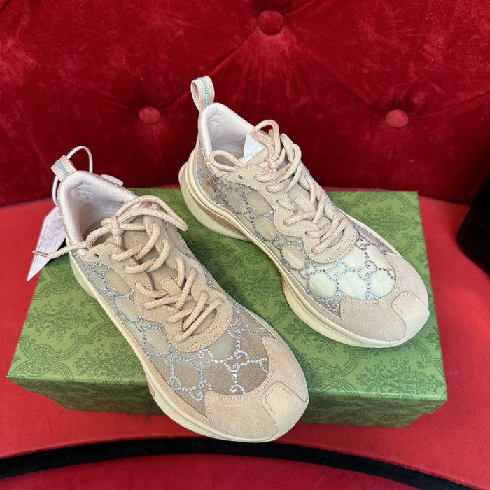 G*u*i sneaker