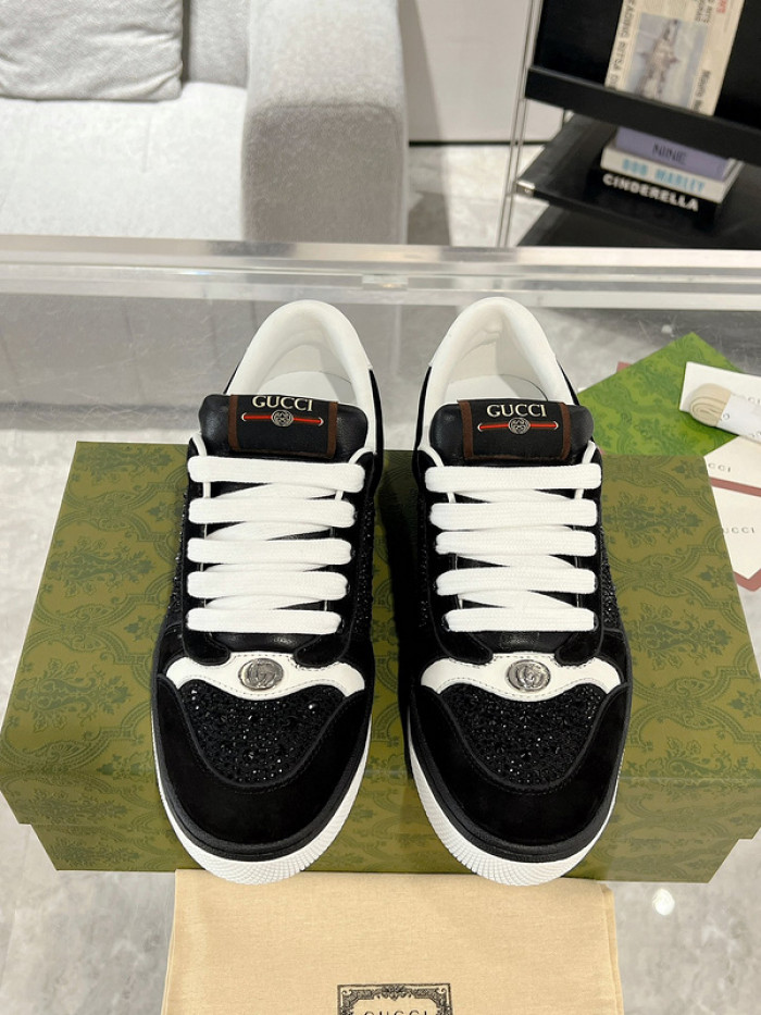 G*u*i sneaker