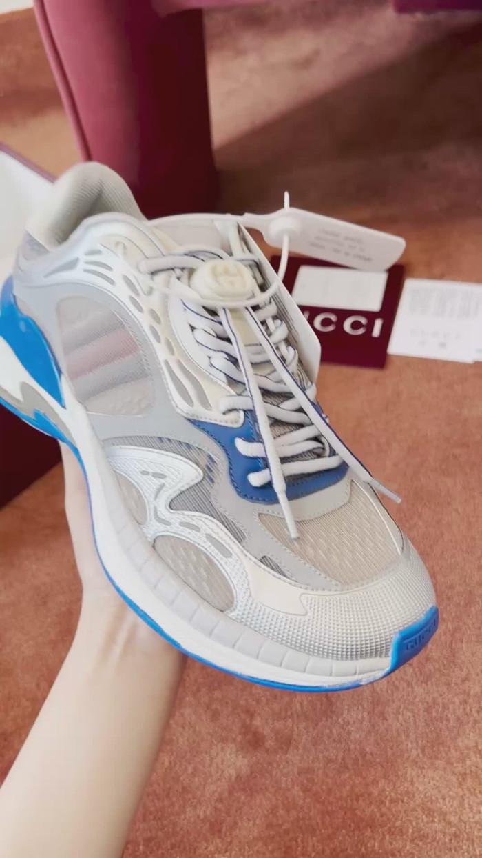 G*u*i sneaker